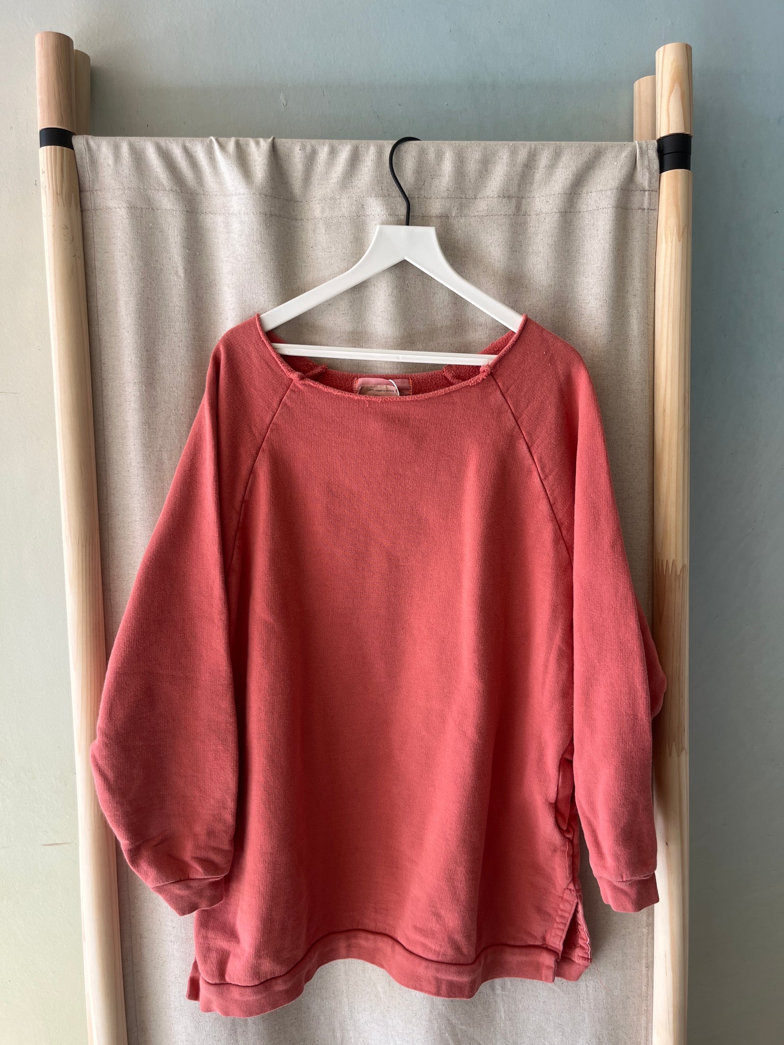 MOS KIDDOS Coral Sweatshirt / 4-6 years