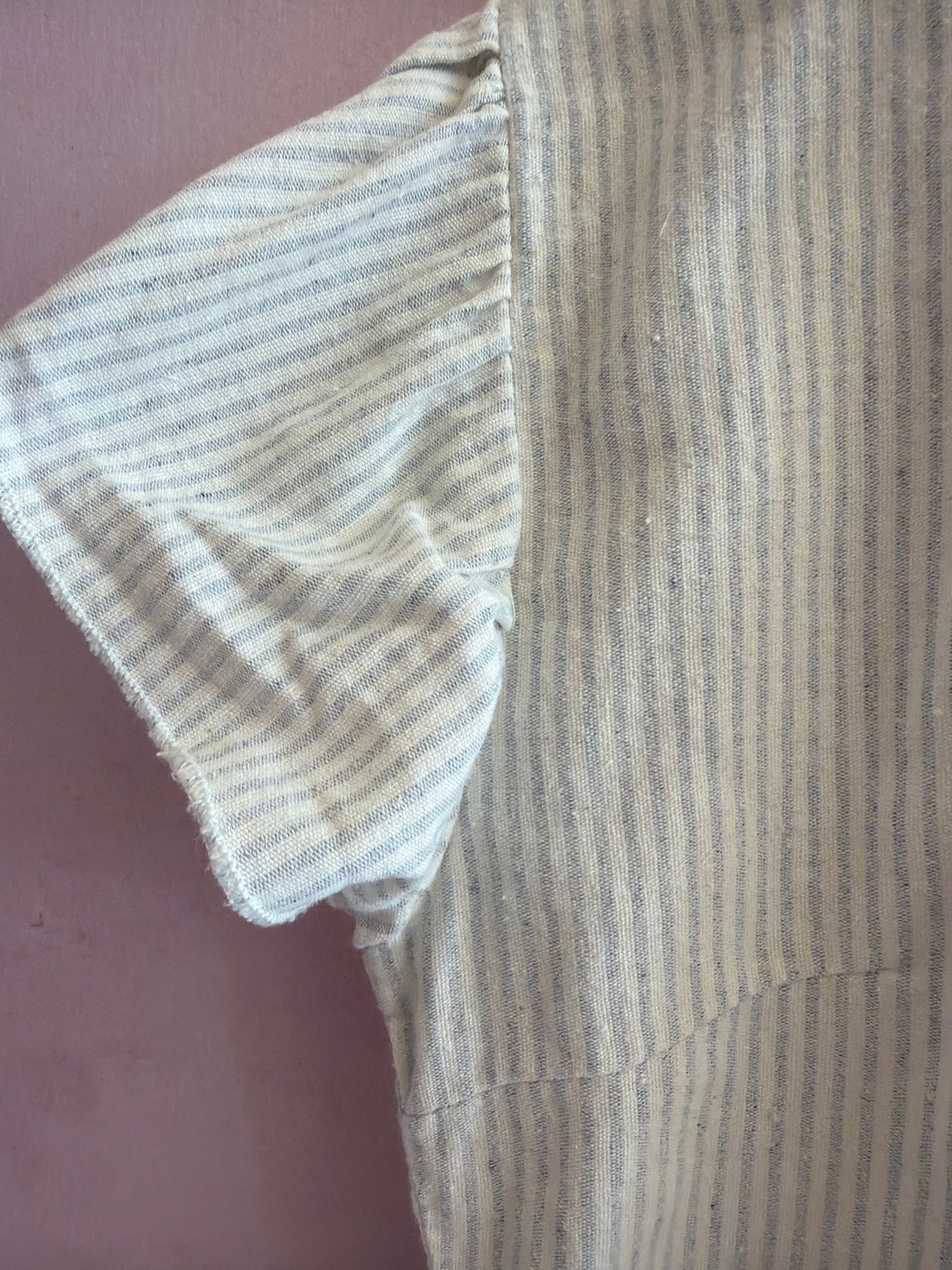 Light Stripe Flutter Sleeve Blouse / 5