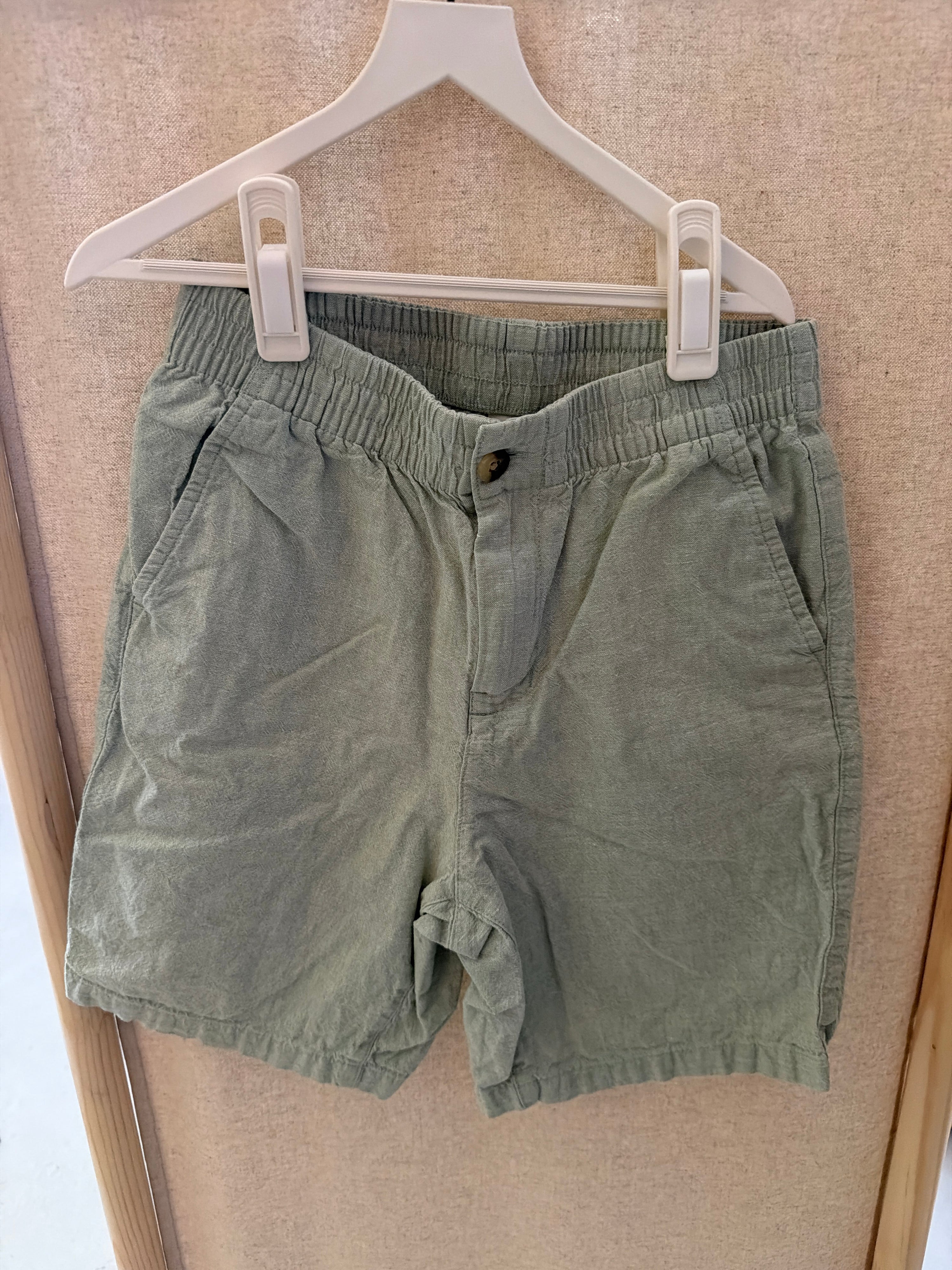 janie and jack sage shorts / 10