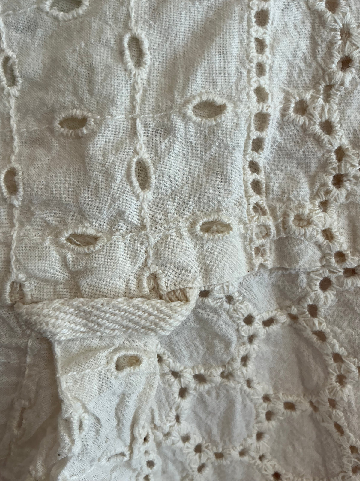 Homebrand Cream Eyelet Blouse / 4-5