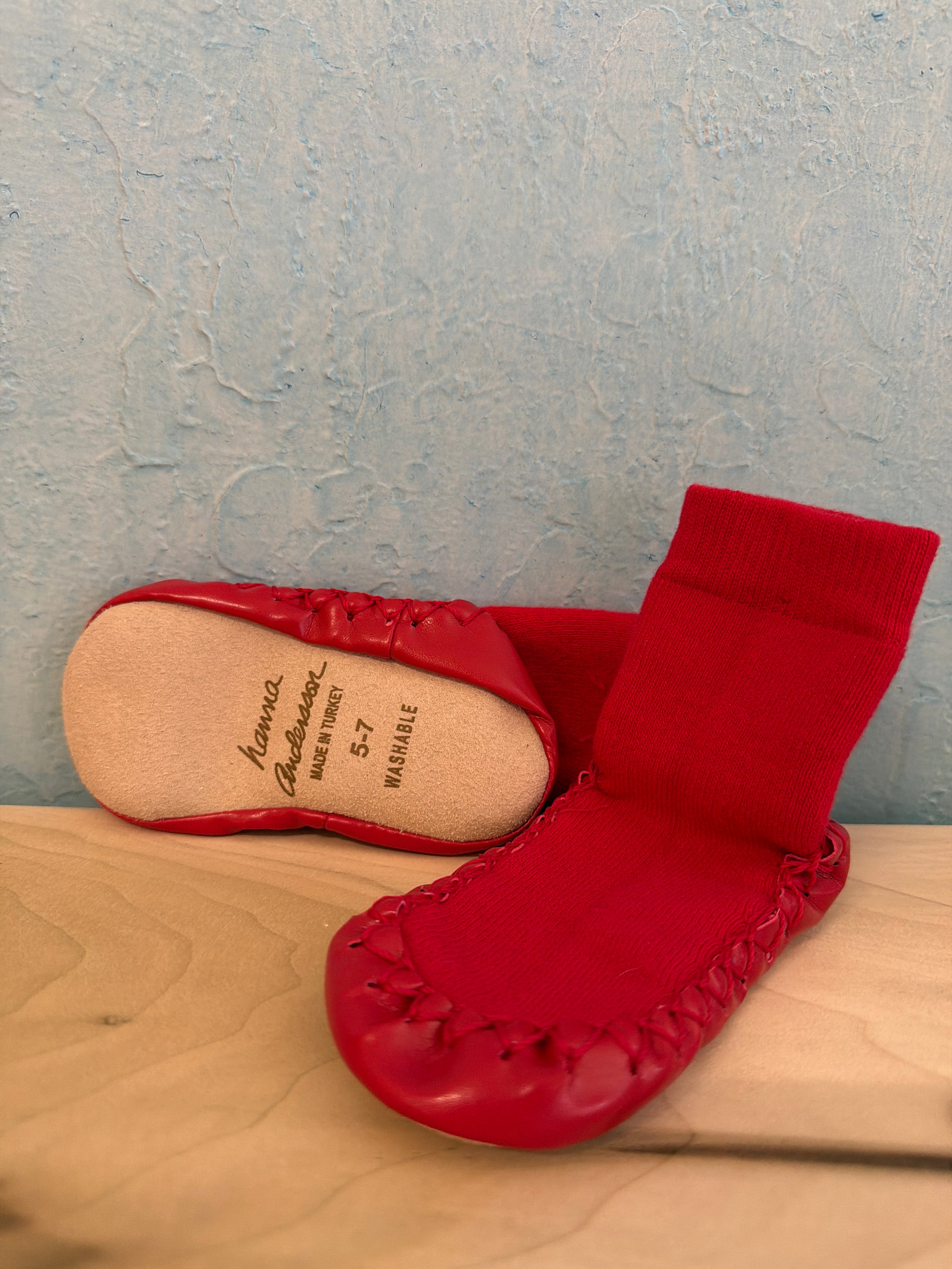 Hanna Andersson Sweedish Slipper Socks / 5-7