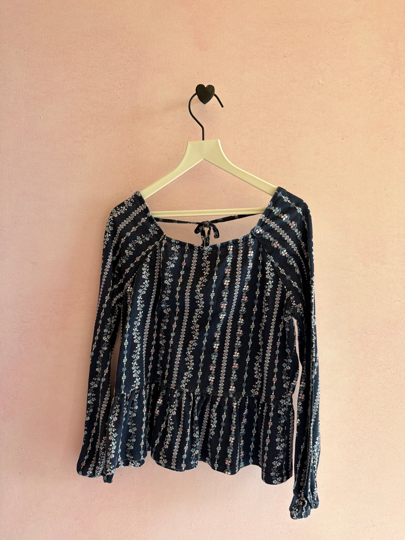 Children's Place Navy floral pattern Blouse / 6-7 Years