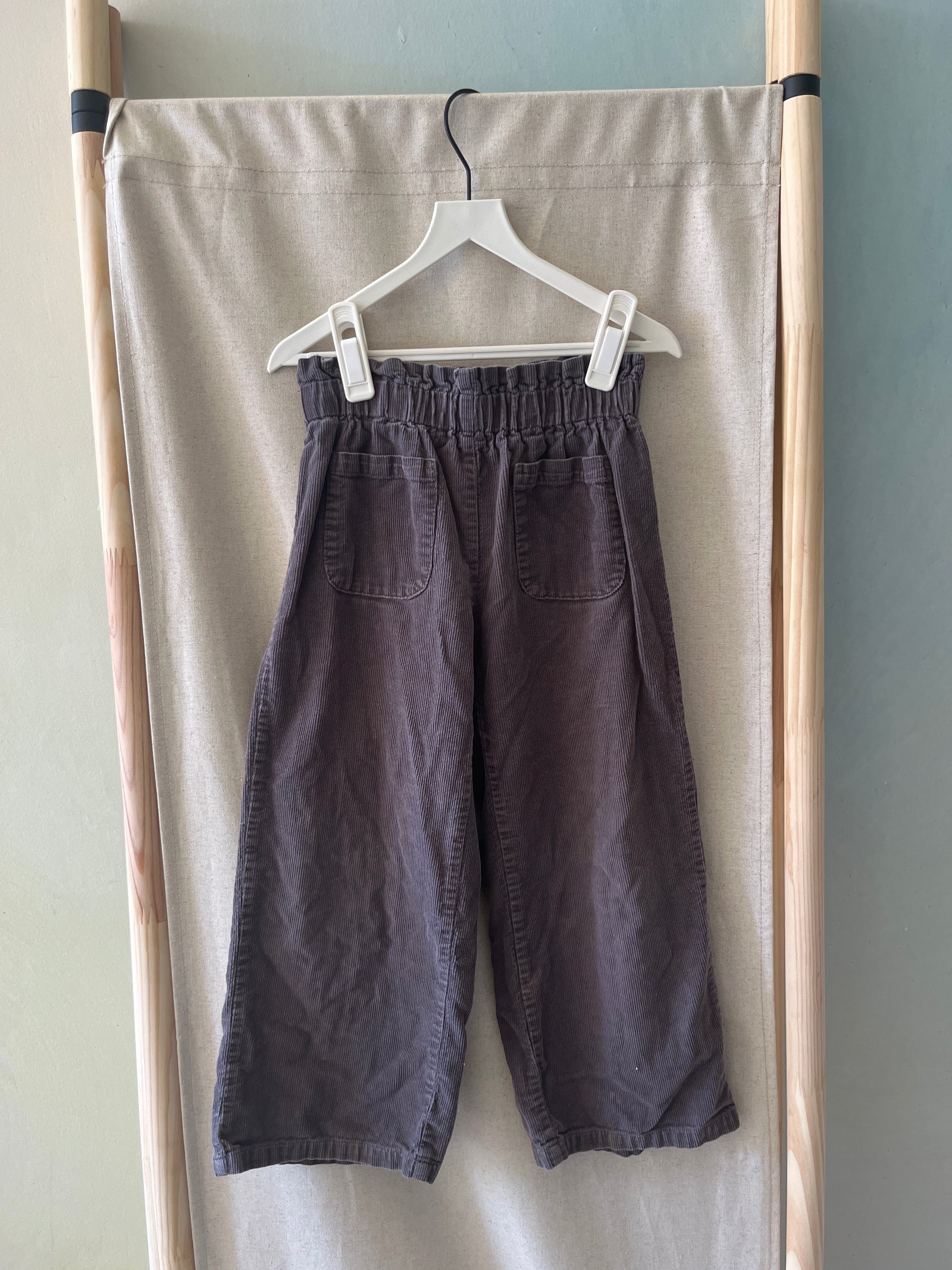 Rylee + Cru Gray Barrel Pants / 6-7 Years (creative mending)
