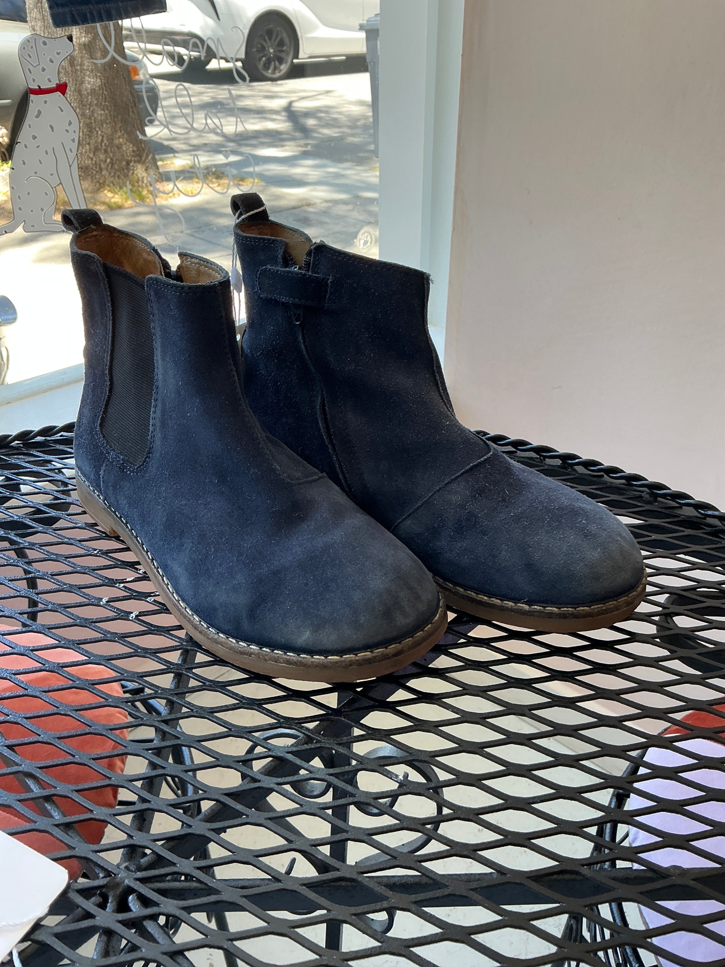 Pom D'Api Navy Suede Boots / 32