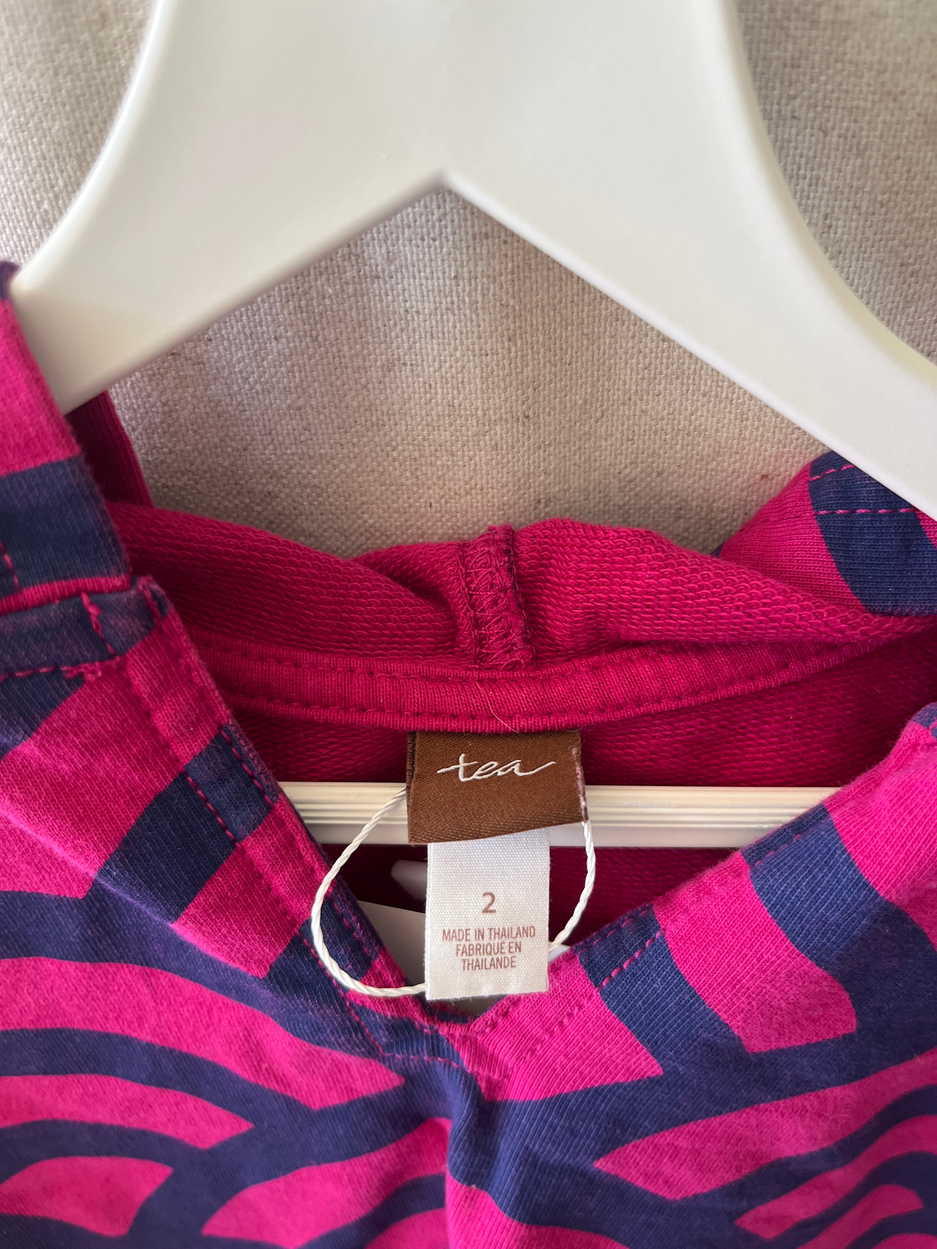 tea Hot Pink Blue Swirl sweatshirt / 2