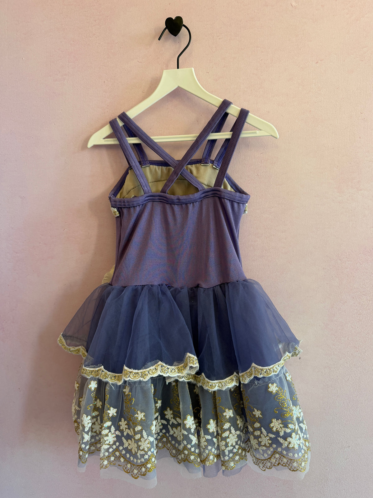 Weissman lavender sparkle costume / 4-6