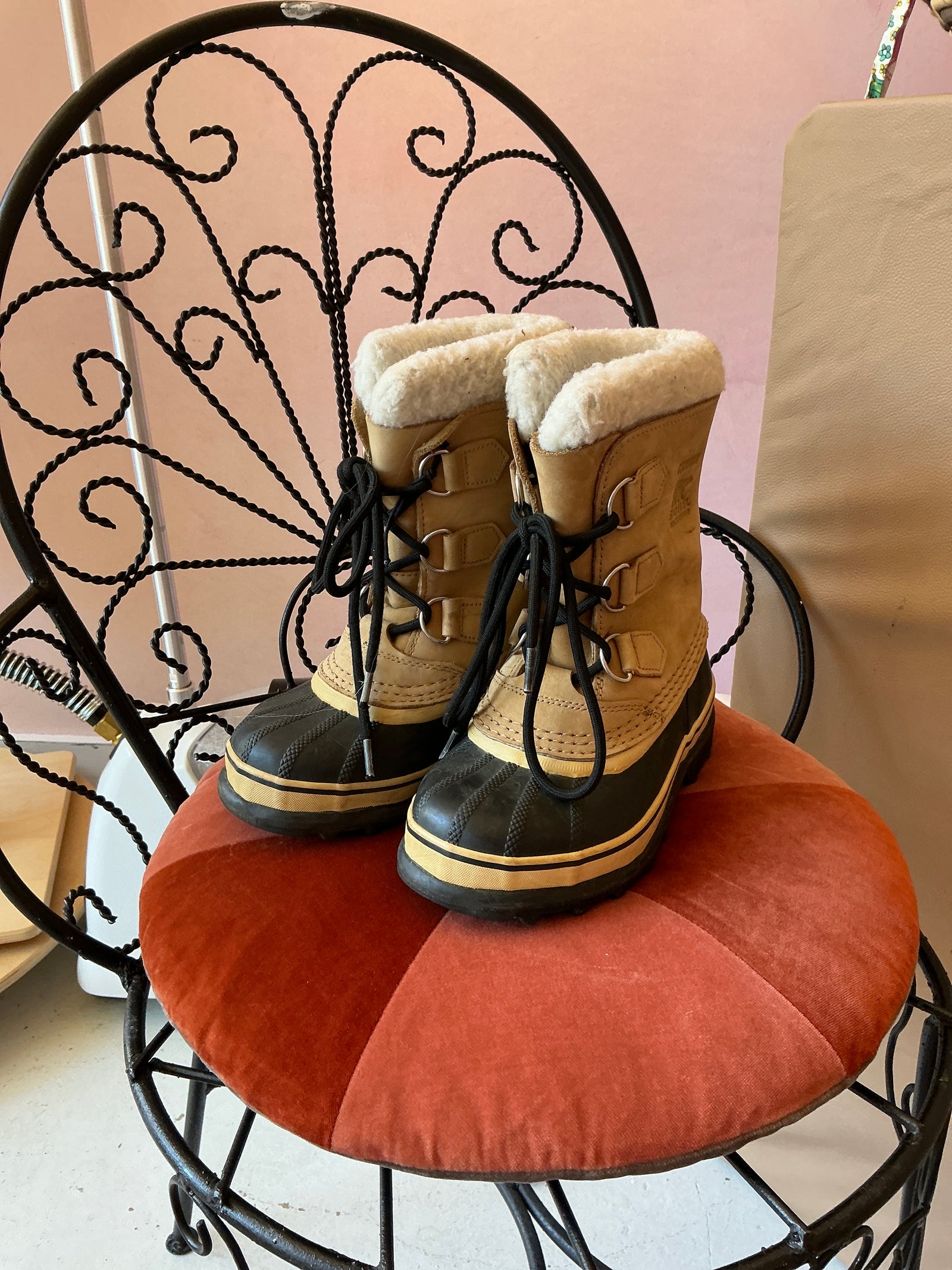 SOREL caribou Boots / 1