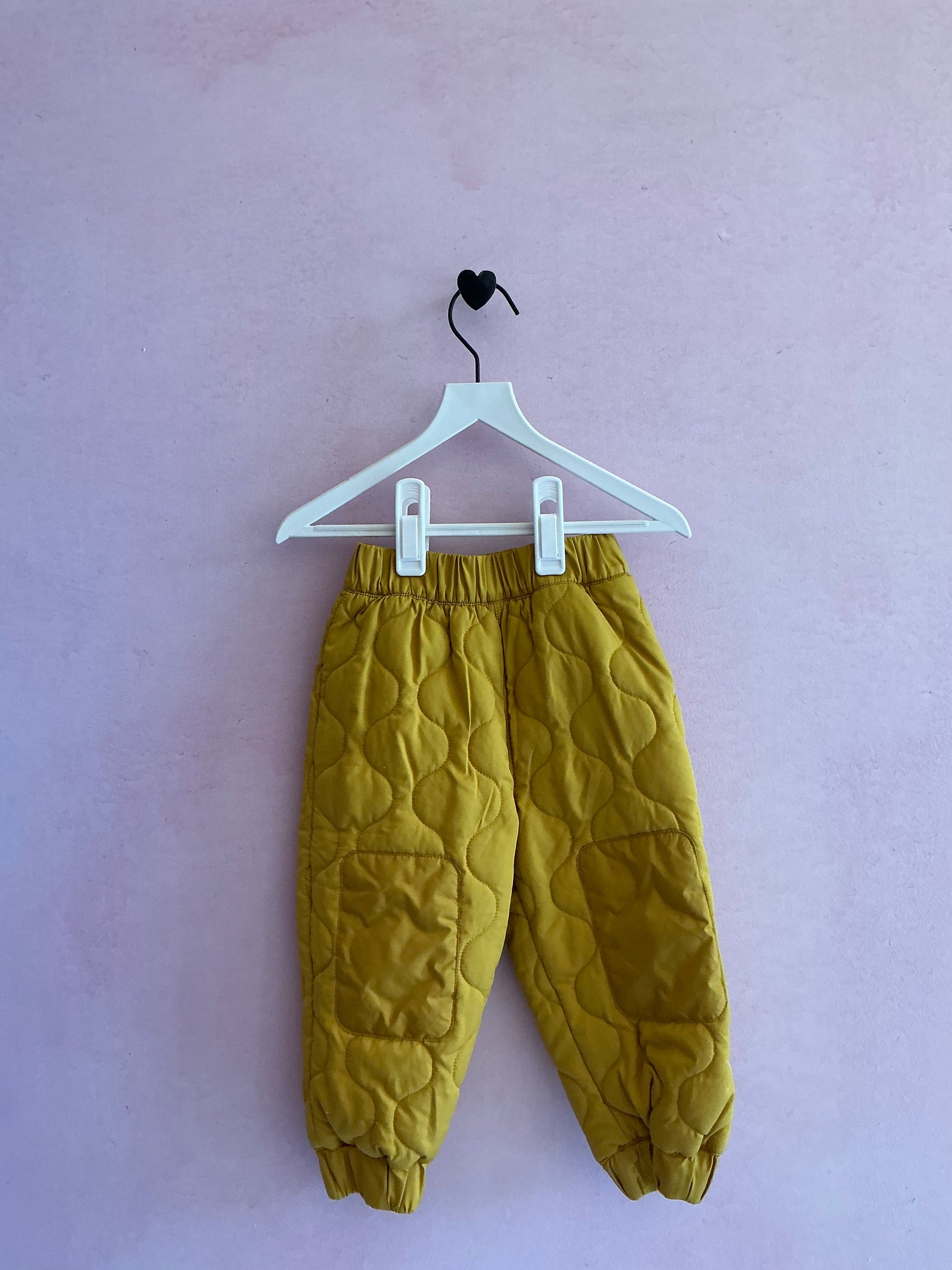 Patagonia Quilted Mustard 2 Piece Set / 12-18 months (dry cleaning)