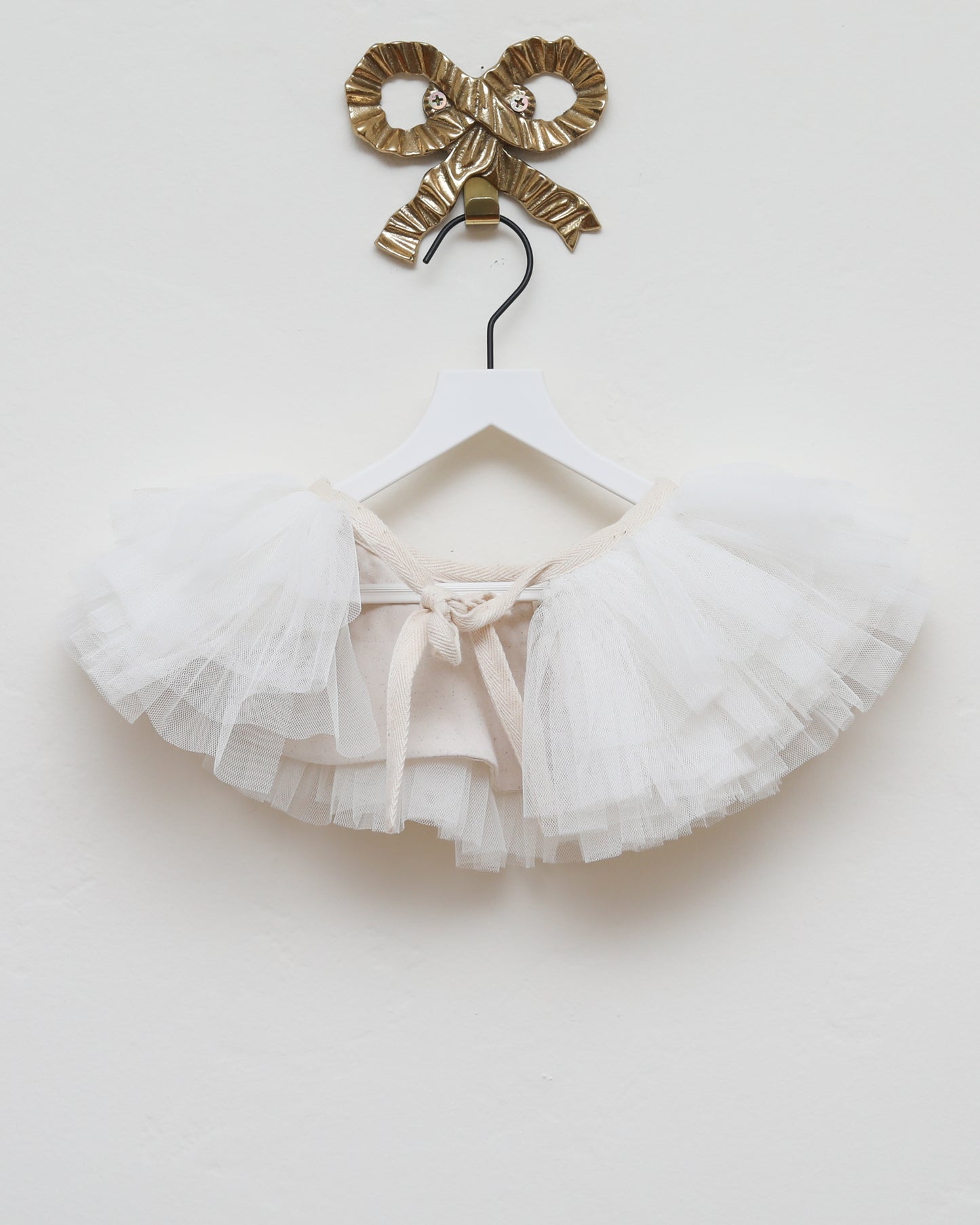 tulle collar