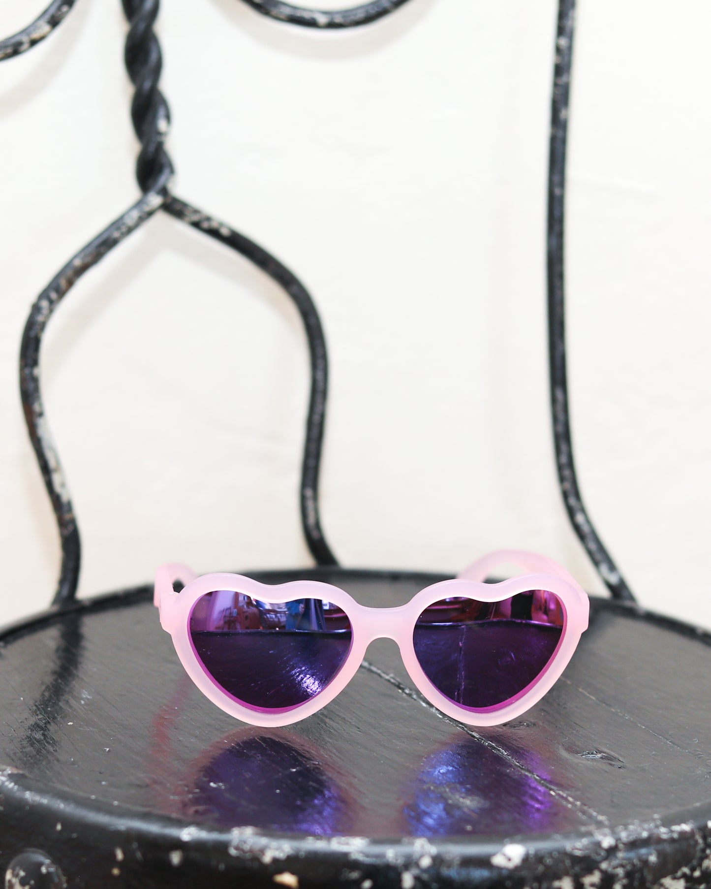 frosted pink heart sunglasses /0-2 years